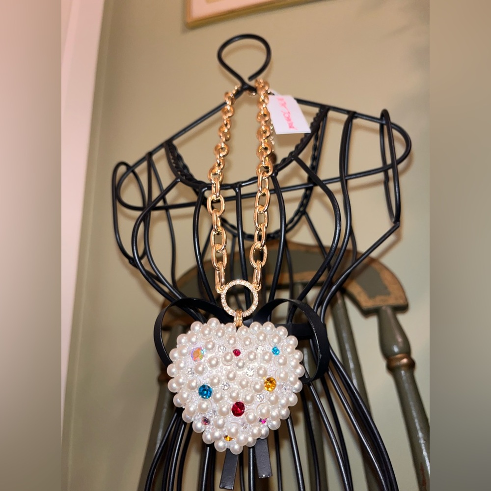 Betsey Johnson Pearl Heart Pendant